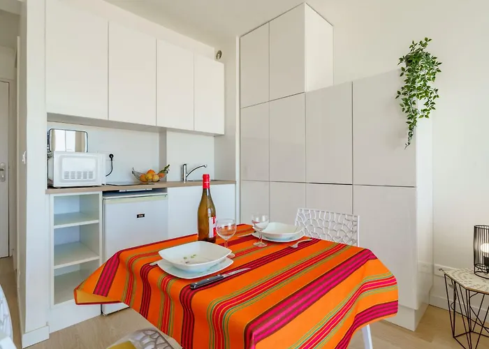 Apartment Bellevue Clemenceau-3 By Interhome Biarritz