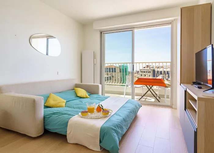 Apartment Bellevue Clemenceau-3 By Interhome